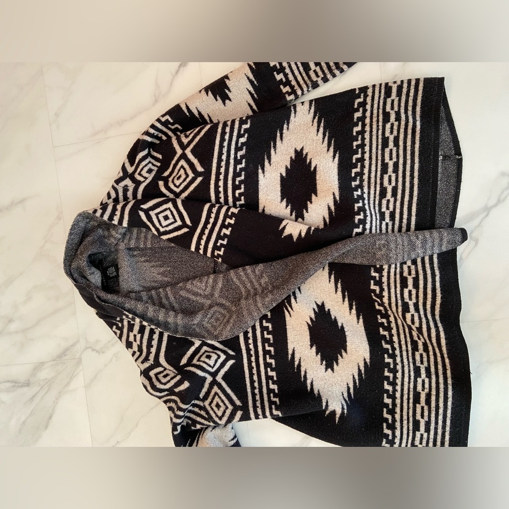 Ladies BCBG sweater